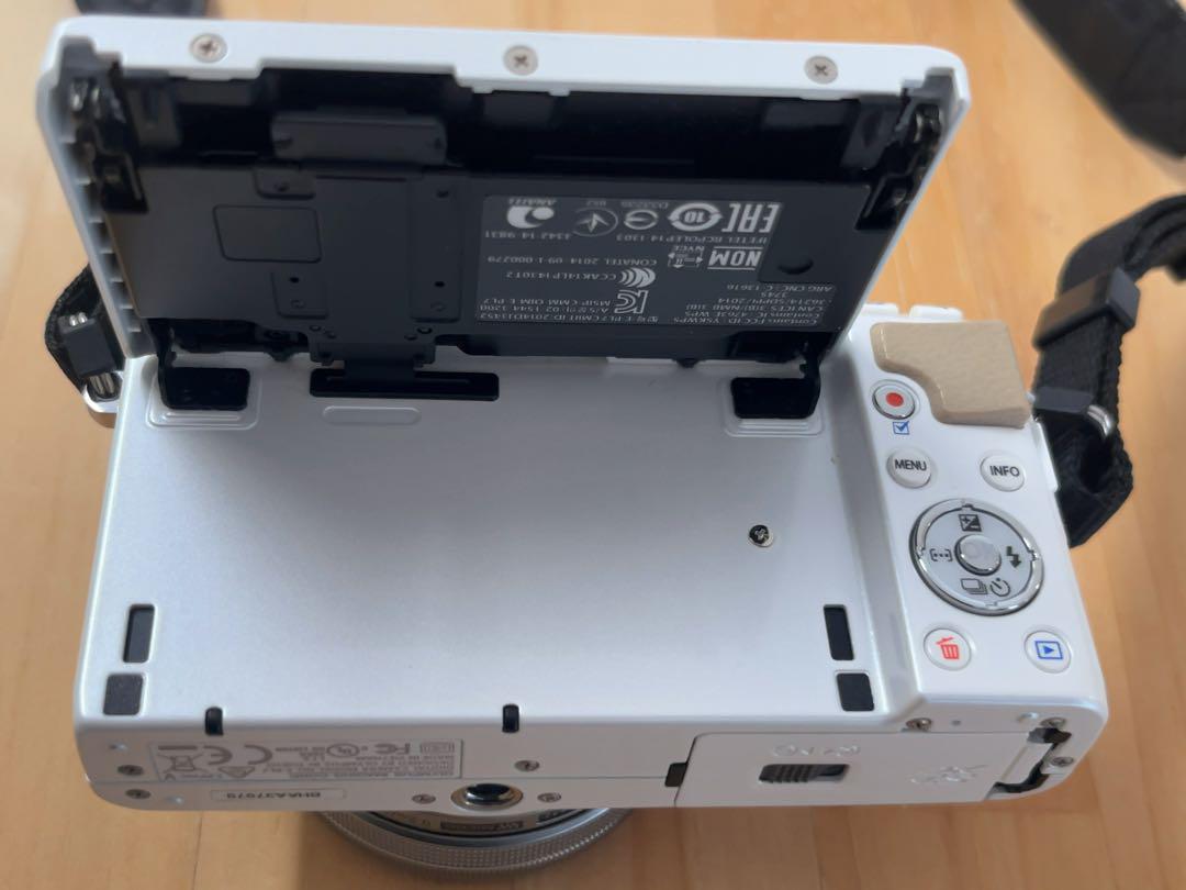 OLYMPUS PEN Lite E-PL7 ホワイト