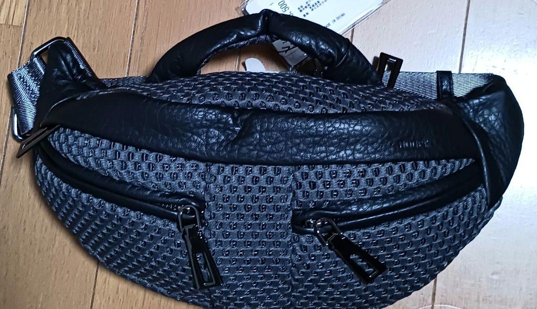 最終価格 新品未使用タグ付き nouer メッシュボディバッグ
