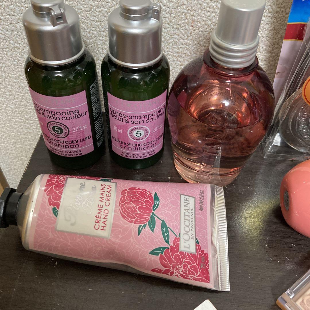 コスメまとめ売り　大量　デパコス　プチプラ　未使用など