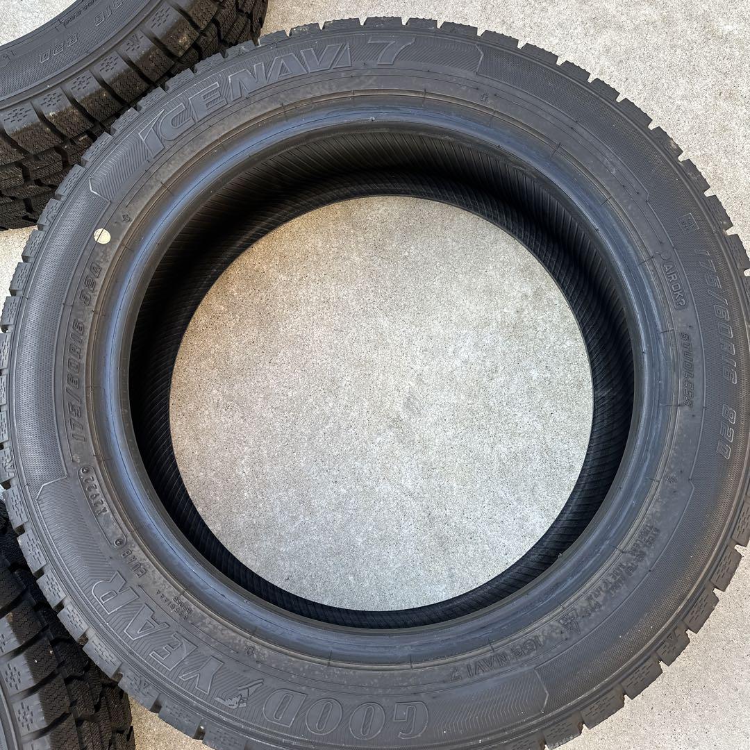 た*ん様 Goodyear Ice Navi 7スタッドレスタイヤ 16インチ