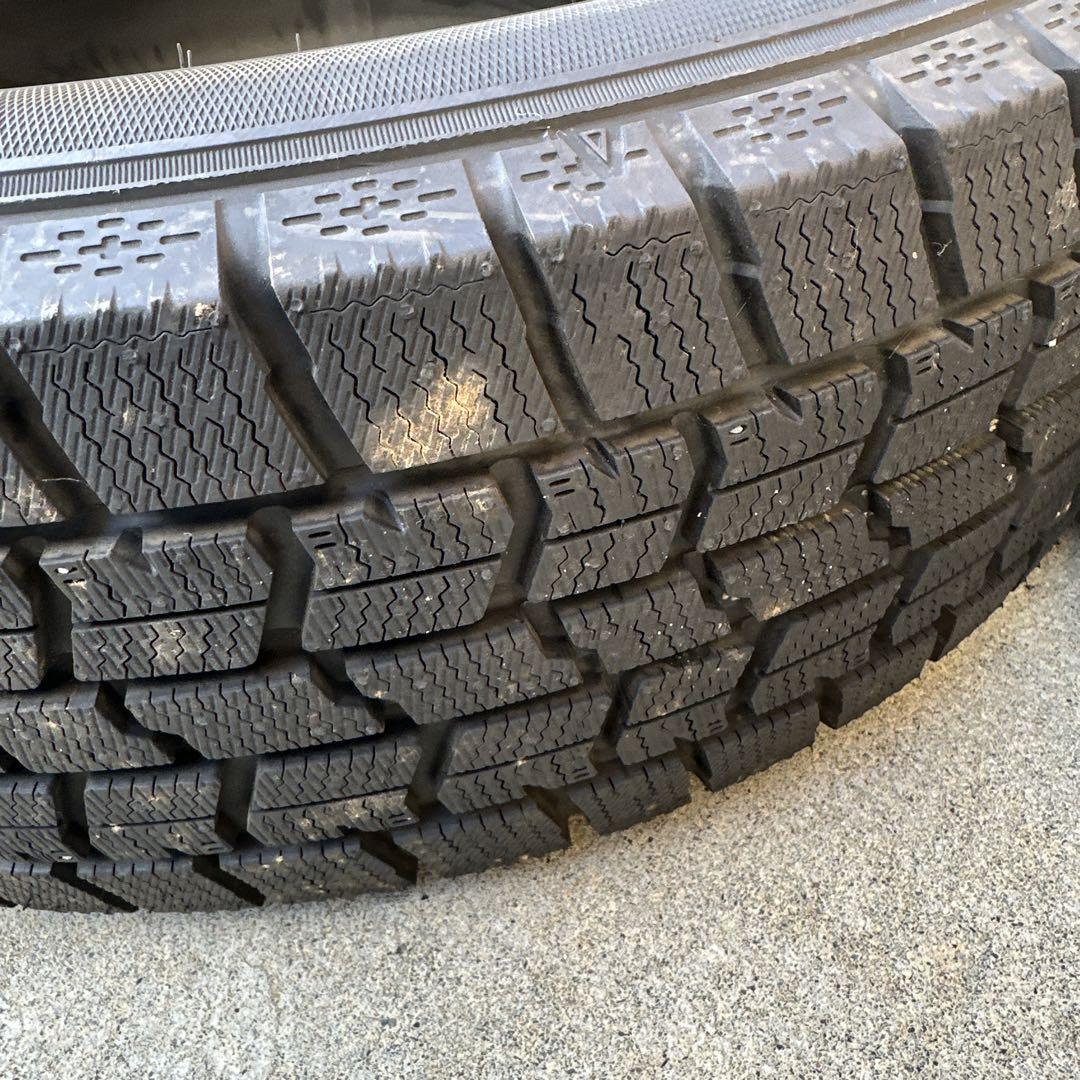 た*ん様 Goodyear Ice Navi 7スタッドレスタイヤ 16インチ