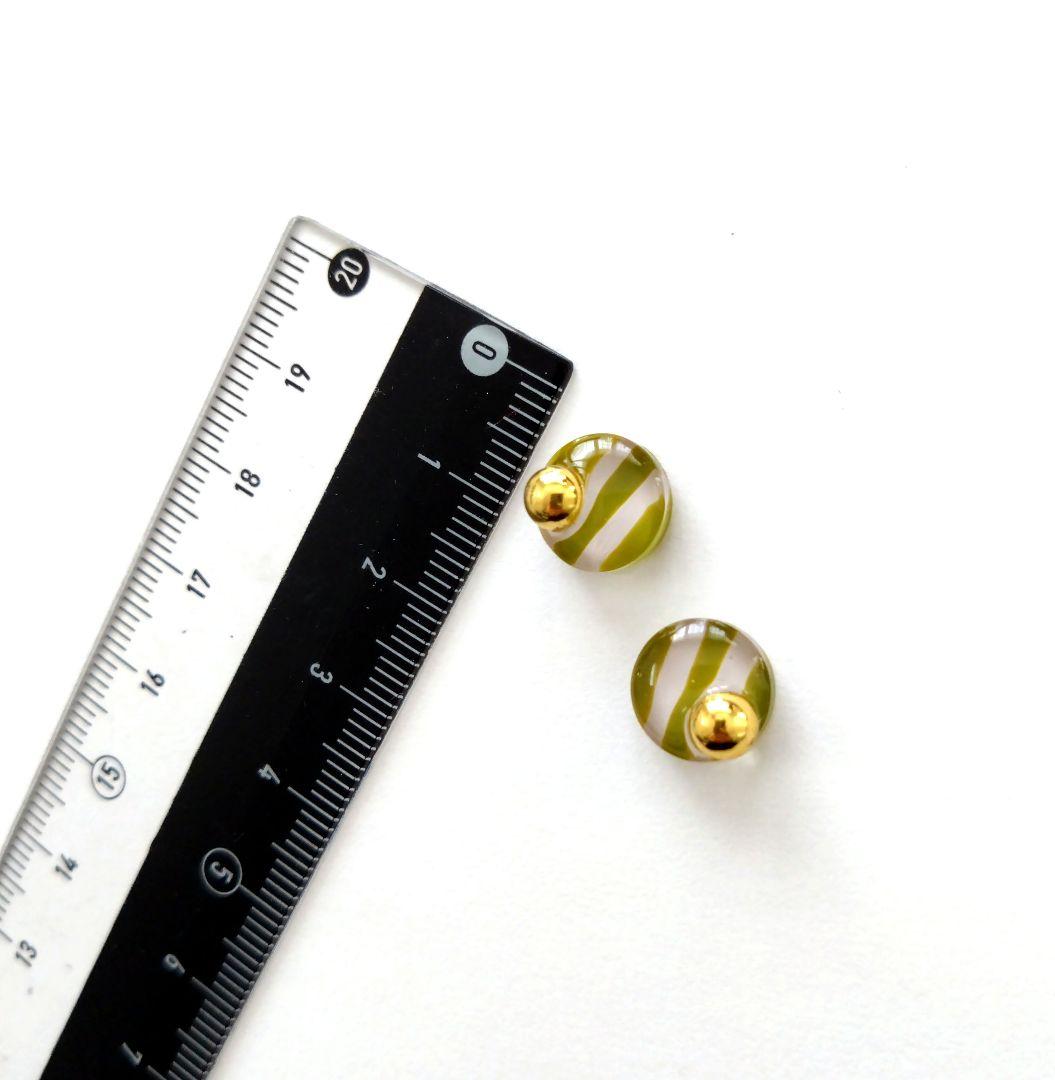 #b-866handmadeピアス/イヤリング レジンピアス/イヤリング