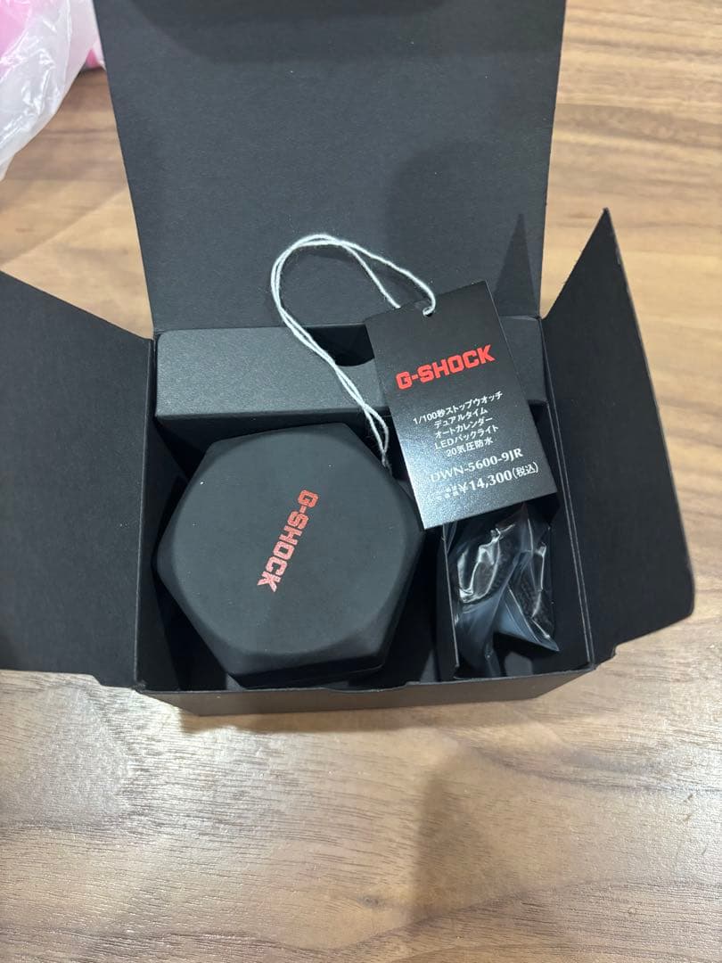 新品正規品 CASIO G-SHOCK DWN-5600-9JR 新品正規品 CASIO G-SHOCK DWN-5600-9JR
