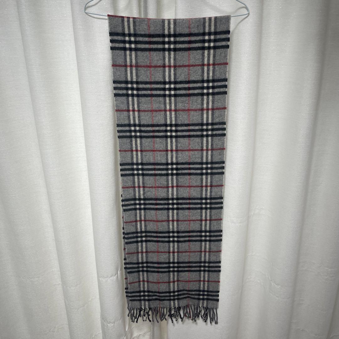 大人気新品セール ブ 美品 バーバリーマフラー 100％LAMBSWOOL（ラムズウール） グレー 小物