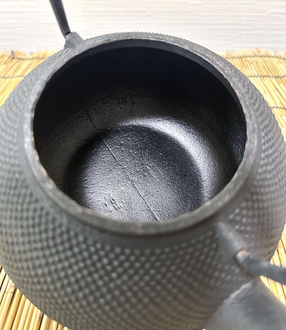新品、未使用、供箱、タグ付　南部池永造　１２型アラレ　南部鉄瓶　南部鉄器　鉄瓶 USED、良品 供箱付 南部池永造 12型アラレ 南部鉄瓶 南部