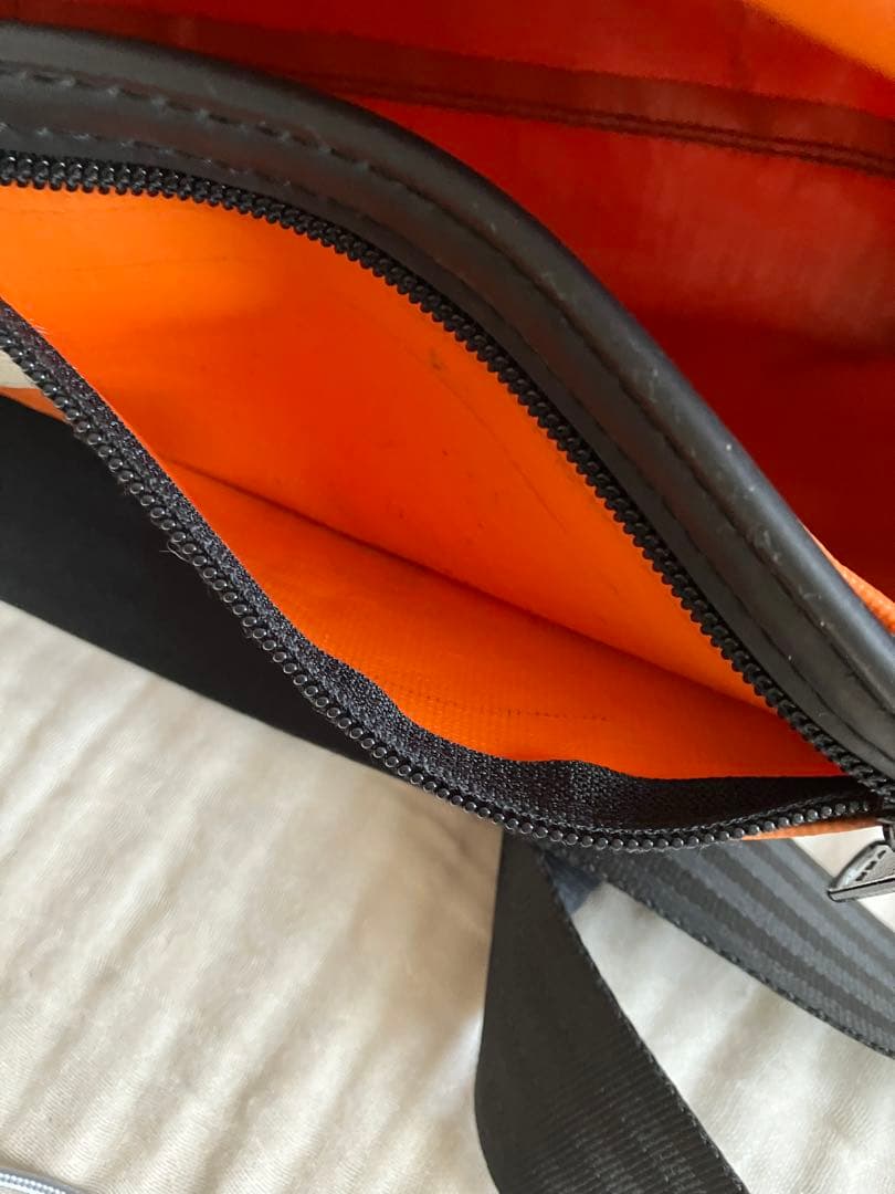 FREITAG フライターグ　ショルダー　メッセンジャーバッグ　おしゃれ　人気