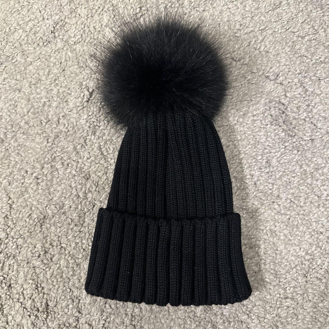 未使用 リアルファー Moncler モンクレール ポンポンニット帽