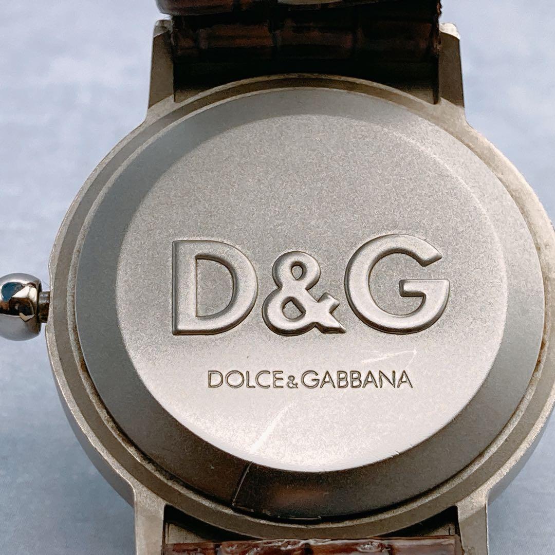 ブラック文字盤 ロゴ