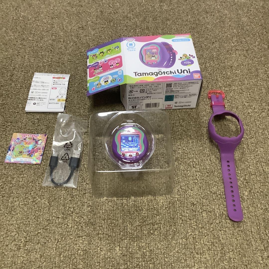 たまごっちユニ　紫色　BANDAI Tamagotchi Uni