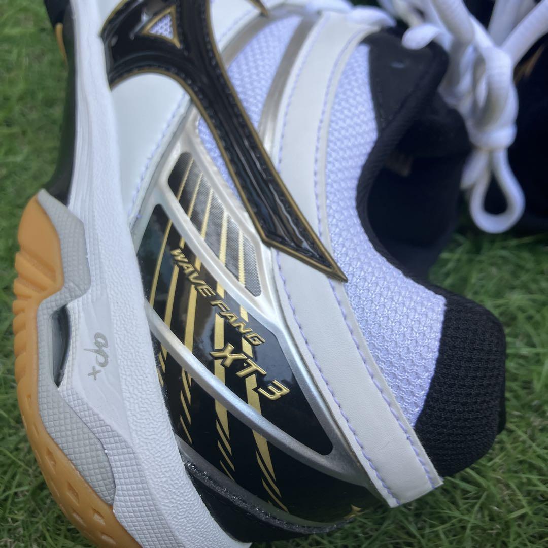 MIZUNO ミズノ　WAVEFANGウエーブファング　バドミントン　26cm