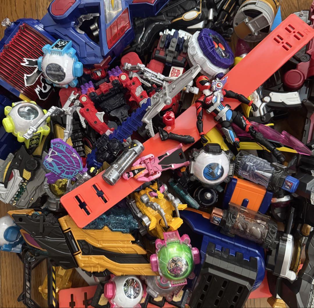 仮面ライダー　スーパー戦隊　玩具　大量　ジャンク　セット　変身ベルト　ロボ