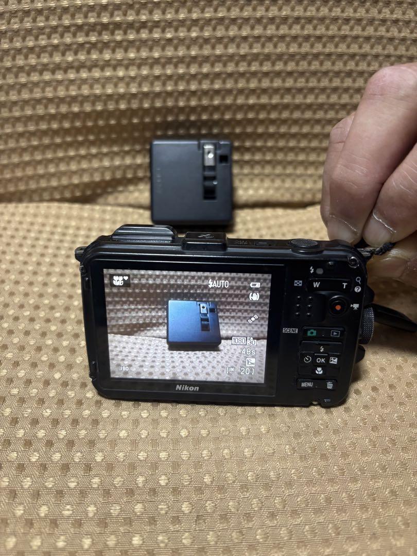 Nikon COOLPIX AW100 防水カメラ