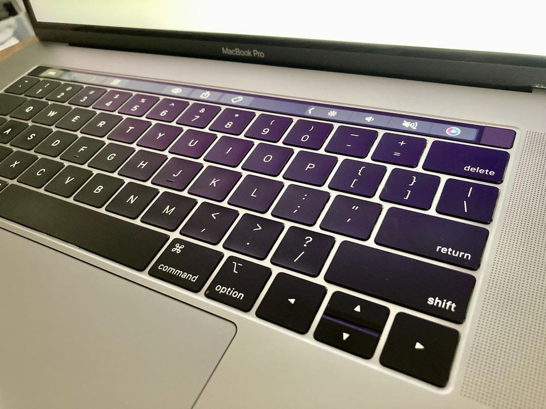 MacbookPro 2018 15インチ Core i9/32GB/512GB