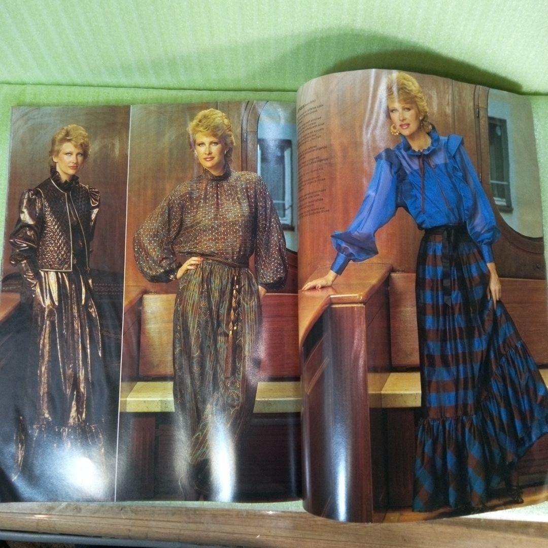 ROBES-MANTEAUX TOP FASHION　洋書　レア　希少　古書