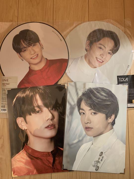 翌日出荷 即購入可能 BTS ジョングク うちわ プレフォト セット 限定 堅実な究極の お値下げ中!BTS うちわ プレフォト スローガン K-POP/アジア