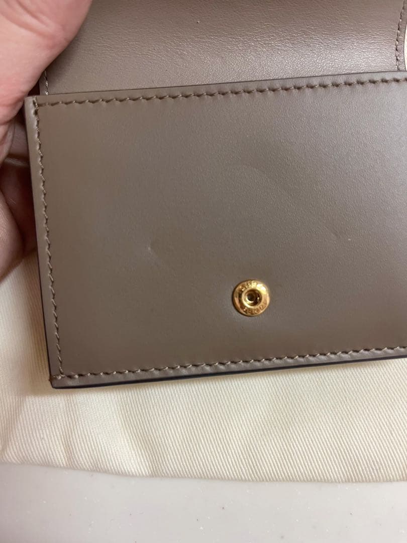 ウォレットFendi