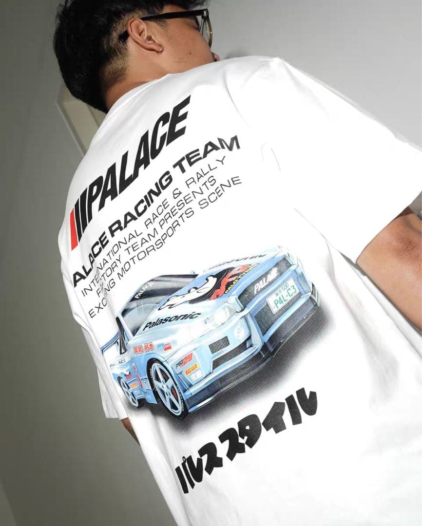 PALACE Racing Team Tシャツ ホワイト