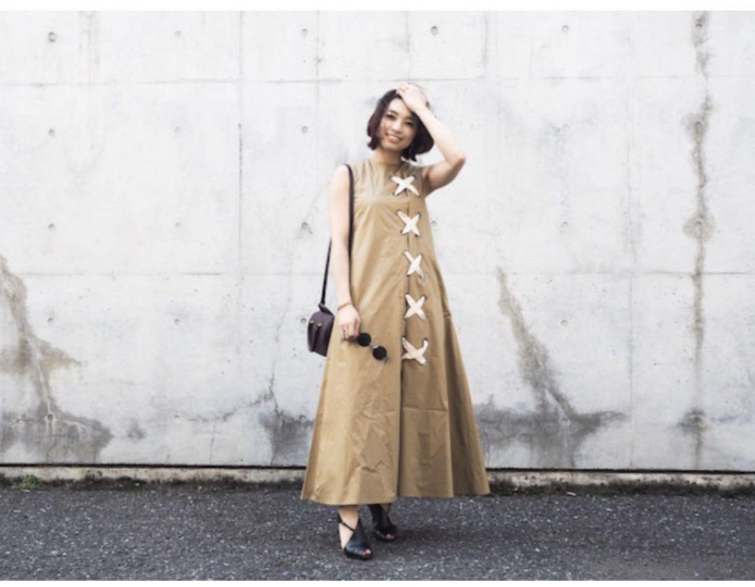 ezumi エズミヤストシ桐谷美玲着用ノースリーブ ベージュ ロングワンピースS