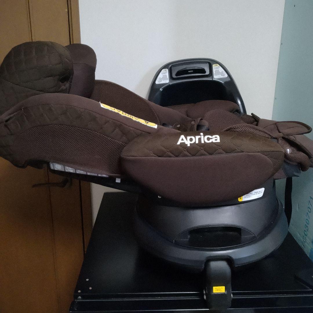 Aprica アップリカ　フラディアグロウ　ISOFIX DX チャイルドシート