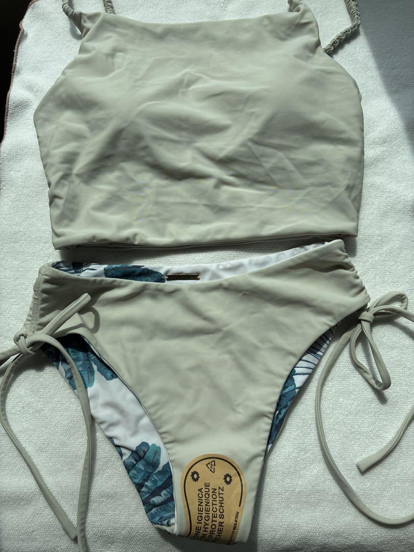RESELVES 2024 Bikini Collection 上下セット RESELVES 2024 Bikini Collection 上下セット - メルカリ