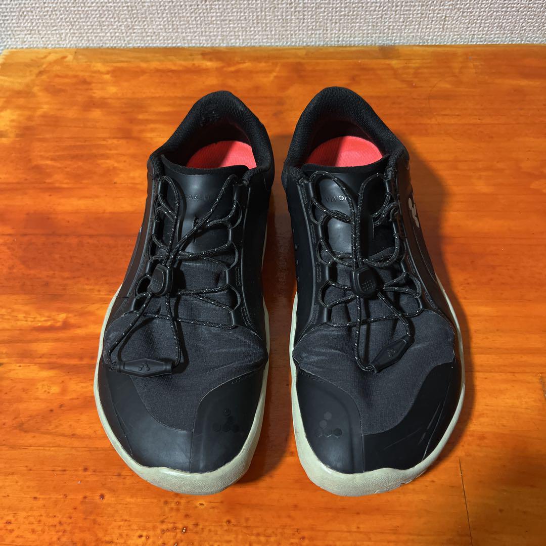 VIVOBAREFOOT ブラックスニーカー vivobarefoot ビボベアフット 黒 ブラック スニーカー 37 - メルカリ