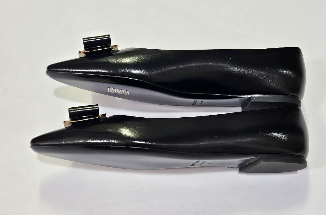 新品 FERRAGAMO バレリーナシューズ パンプス 6.5/ブラック