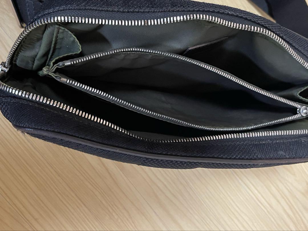LOUIS VUITTON ボディバッグ ブラック