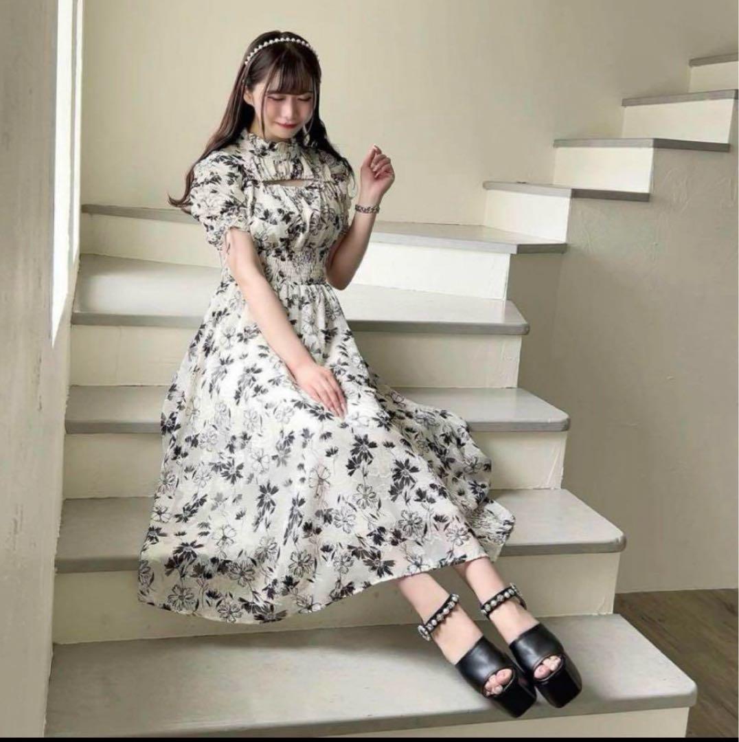 evelyn バストカット花柄OP ワンピース F 大花アイボリー