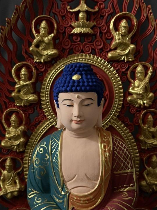 仏教工芸品　木彫仏像　 彩金 彩繪 金箔 仏師手彫り 手描き　釈迦如来座像