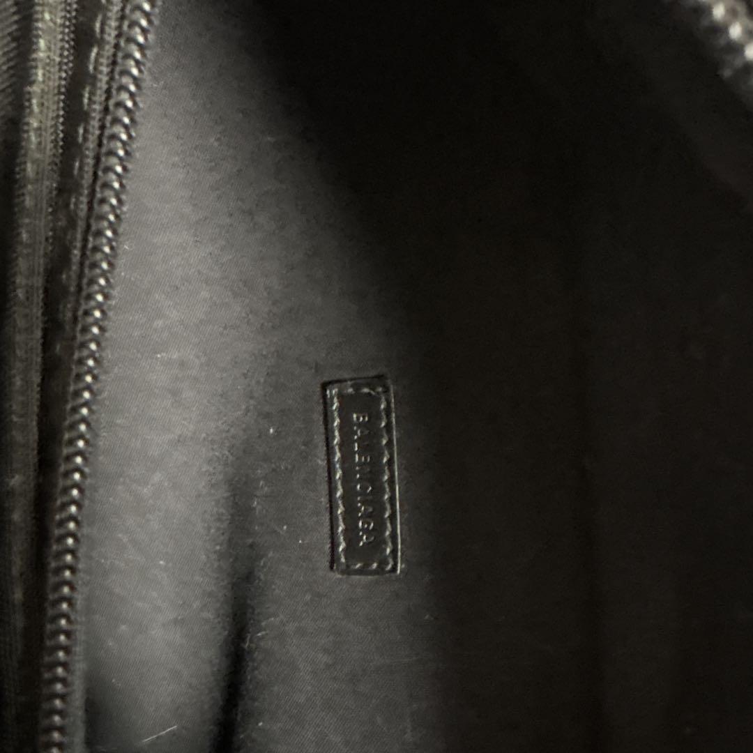 Balenciaga ボディバッグ 黒 ナイロン