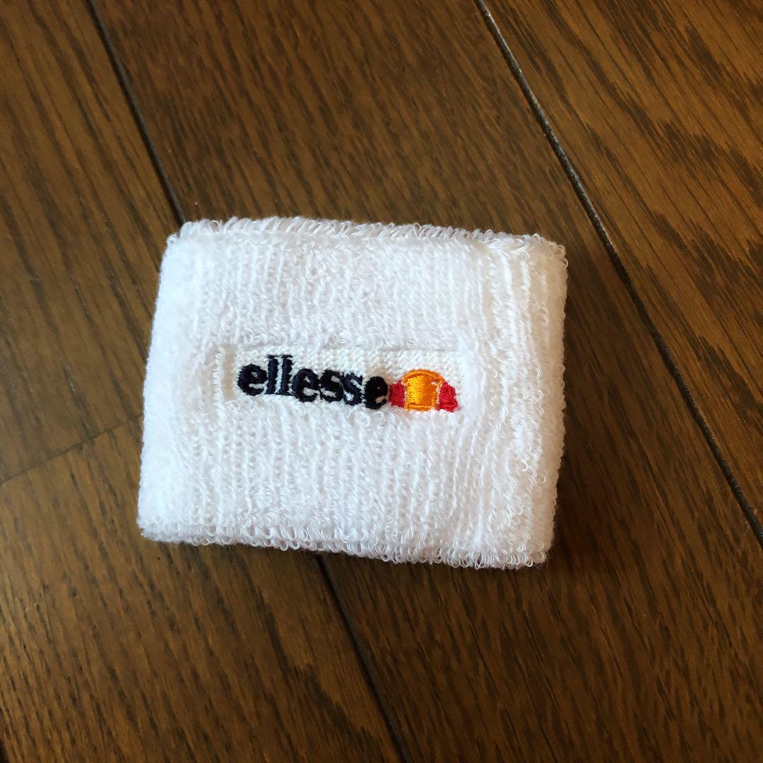未使用新品☆エレッセリストバンド