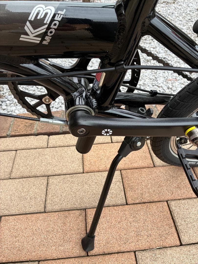 ガンメタｘブラック