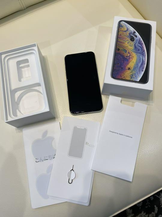 ホワイト系お気に入り iPhone Xs Silver 64 GB au SIMロック解除済み 【送料無料/即納】 XR iPhone White SIMロック解除済 au GB 64 スマートフォン本体