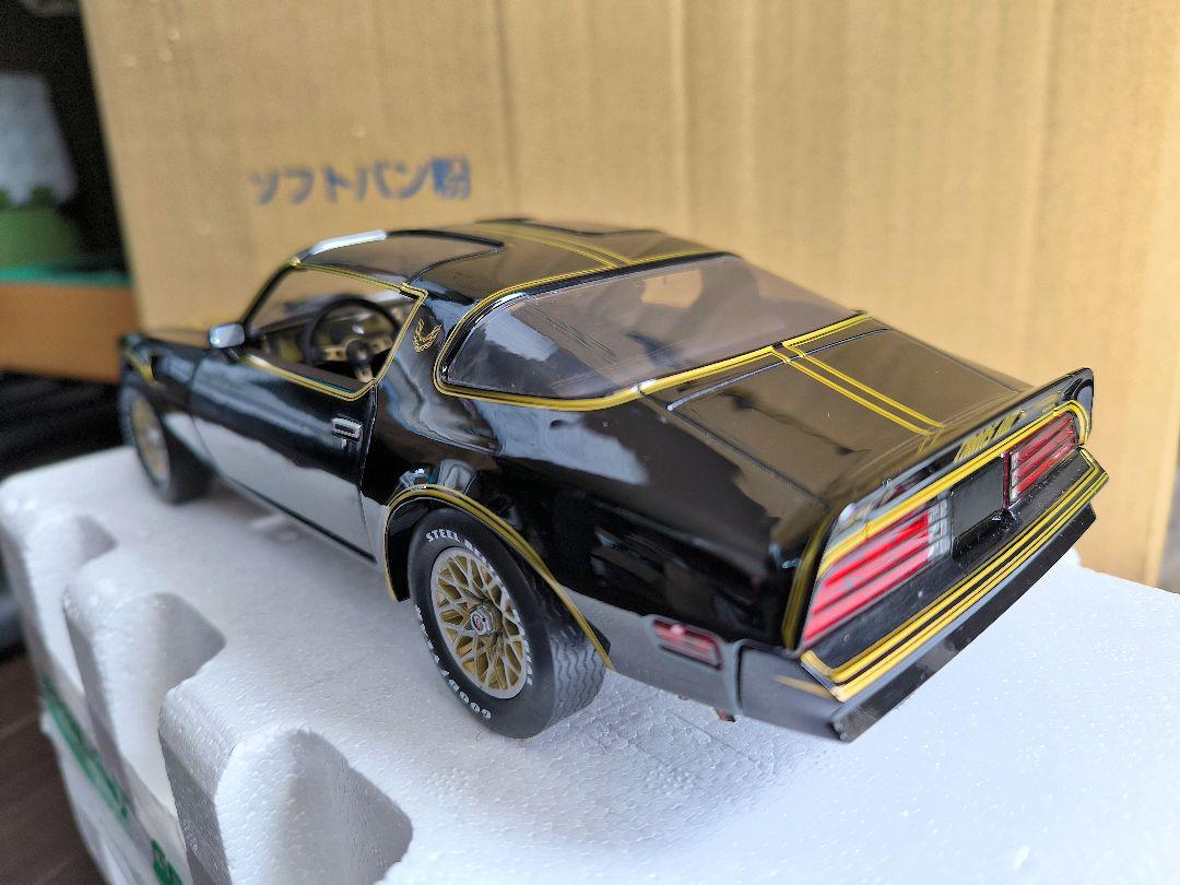 新品 1977 Pontiac Trans Am