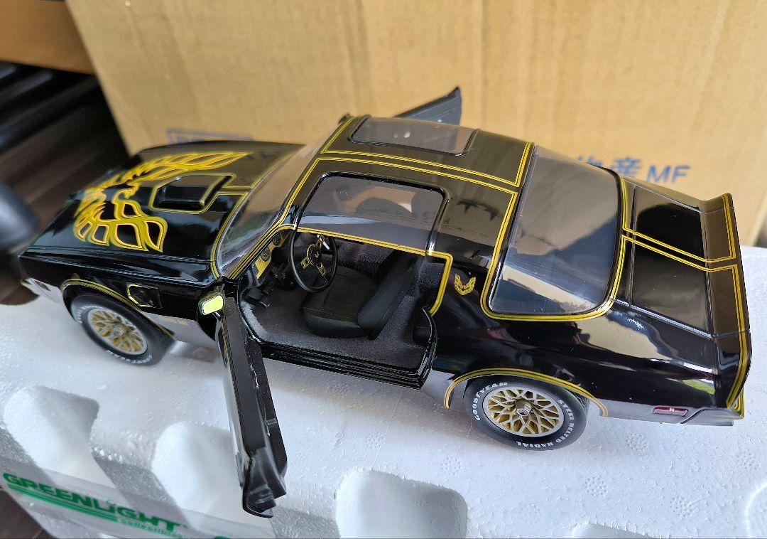 新品 1977 Pontiac Trans Am