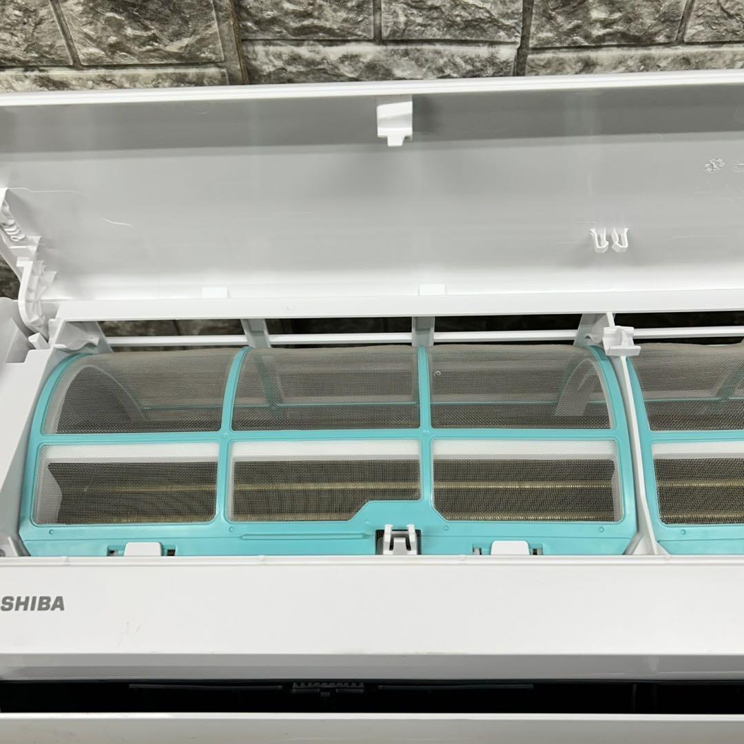 製ルームエアコン2.2kw