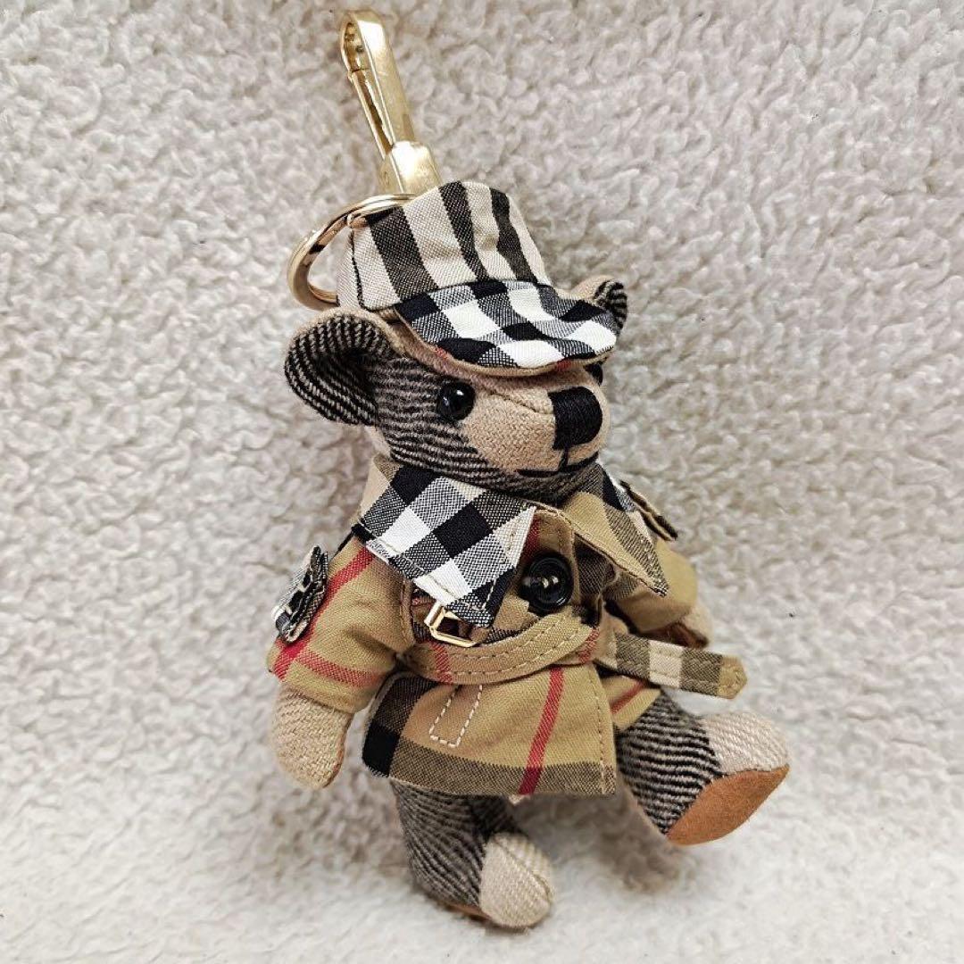 BURBERRY トーマスベア トレンチコート クマのキーホルダー セール】トーマスベア チャーム イン トレンチコート / キー
