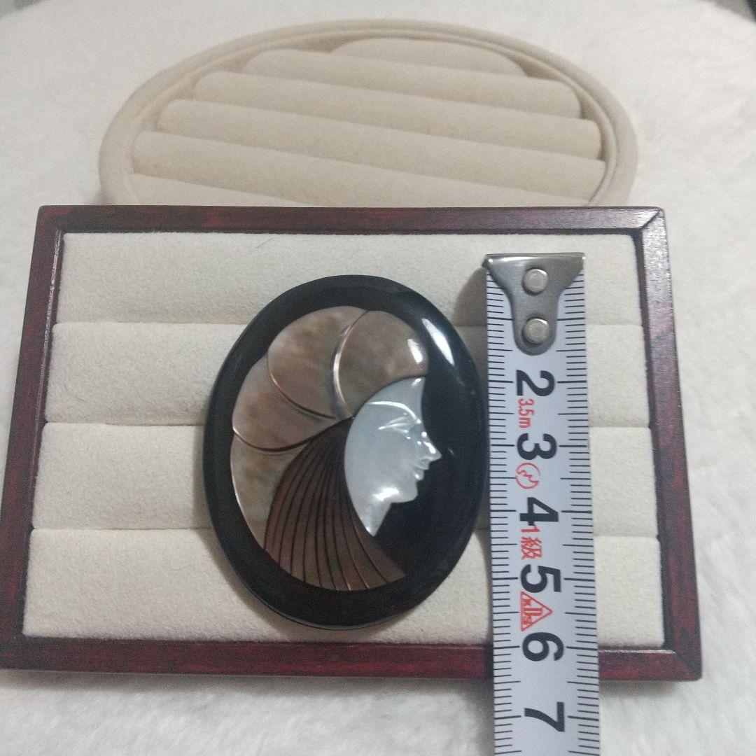 半額以下で買えるクーポン特集 ヴィンテージシェルアートデコ風 ブローチUSED古着 女性の横顔 アクセサリー