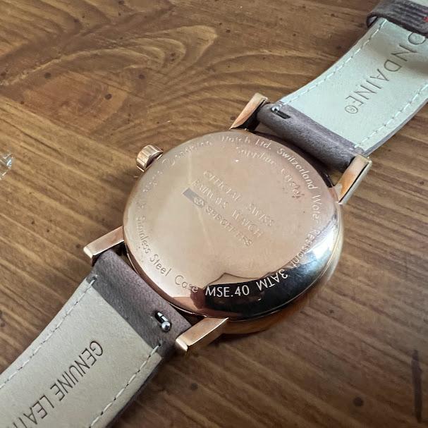 ローズゴールド・ブラックグレー文字盤 MONDAINE Evo2 径40mm