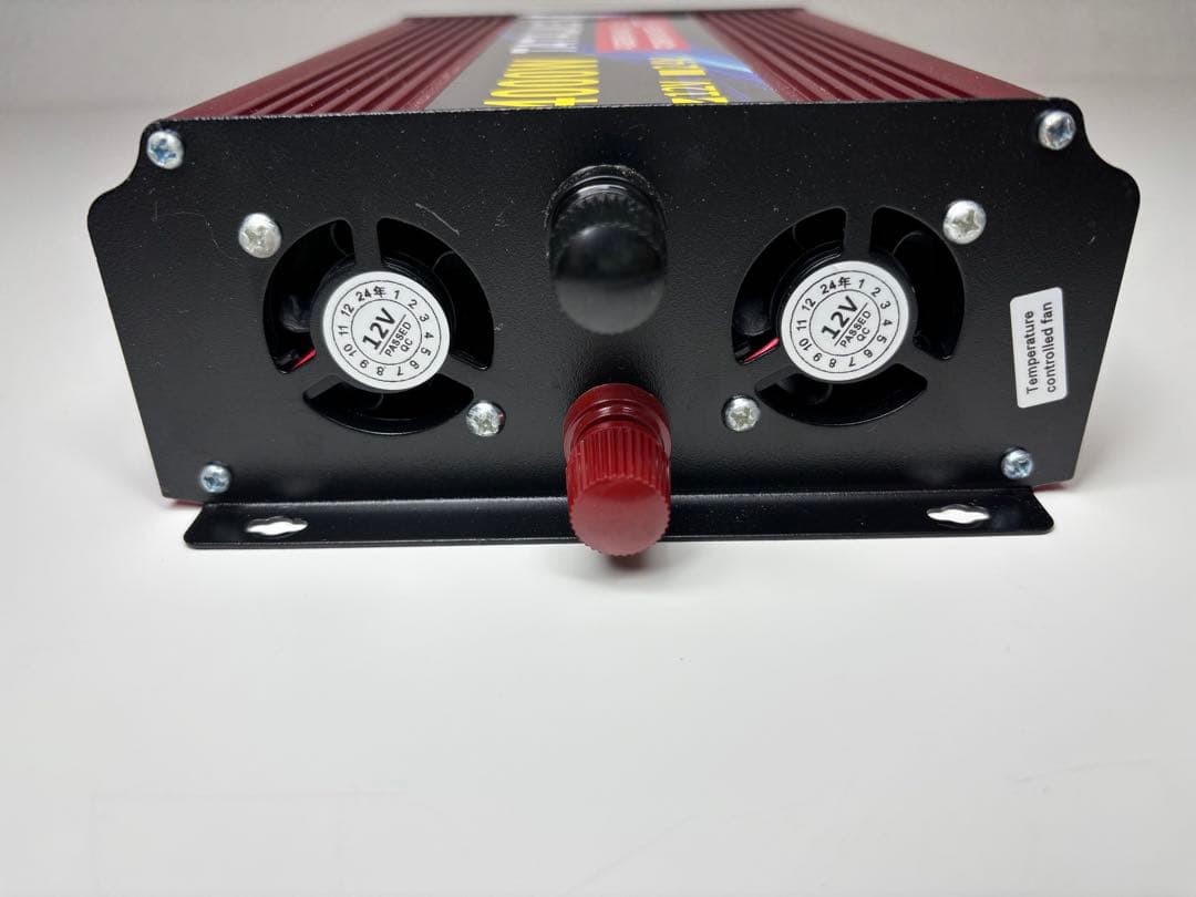 純正弦波インバーター DC12V-AC100V定格出力1300W目立った傷や汚れなし BRIGHTFACE_UK