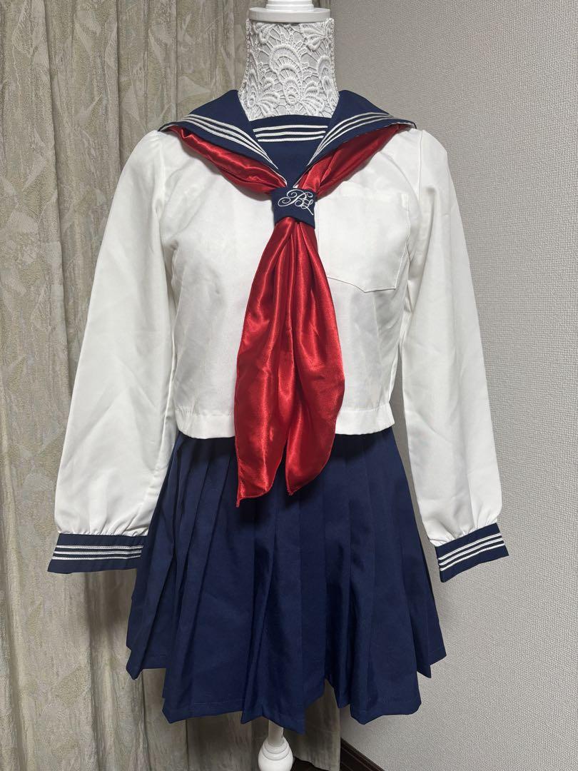 BODYLINE ボディライン セーラー服上下 白紺ベース長袖 赤い
