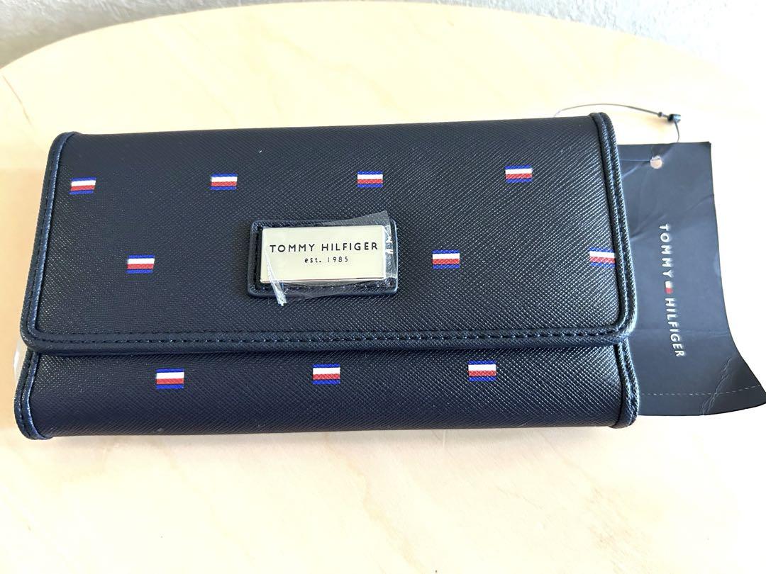 緊急値下げ【 Tommy Hilfiger 】　三つ折り　長財布　トリコロール柄
