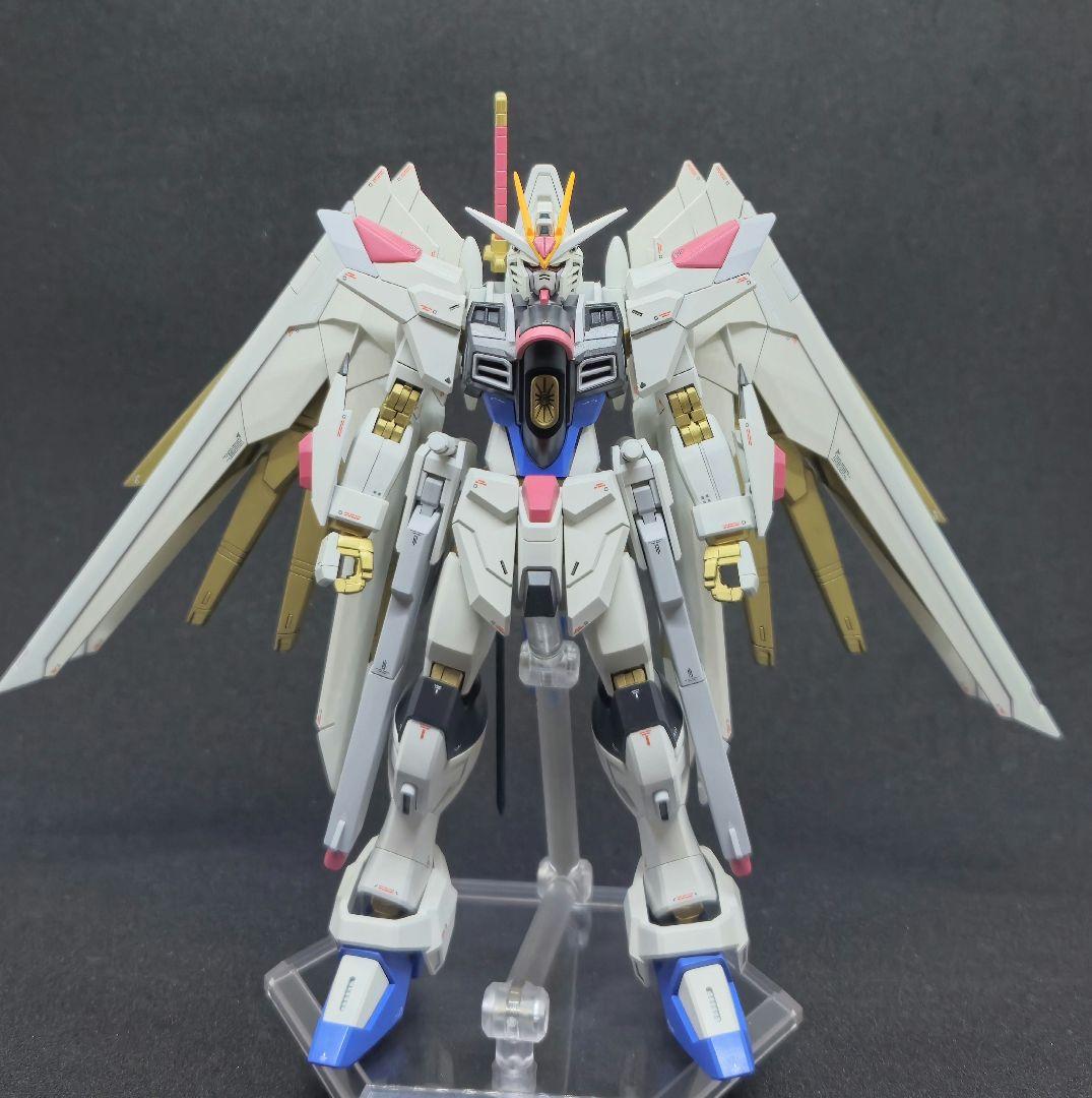 HGCE 1/144 マイティーストライクフリーダムガンダム 全塗装完成品