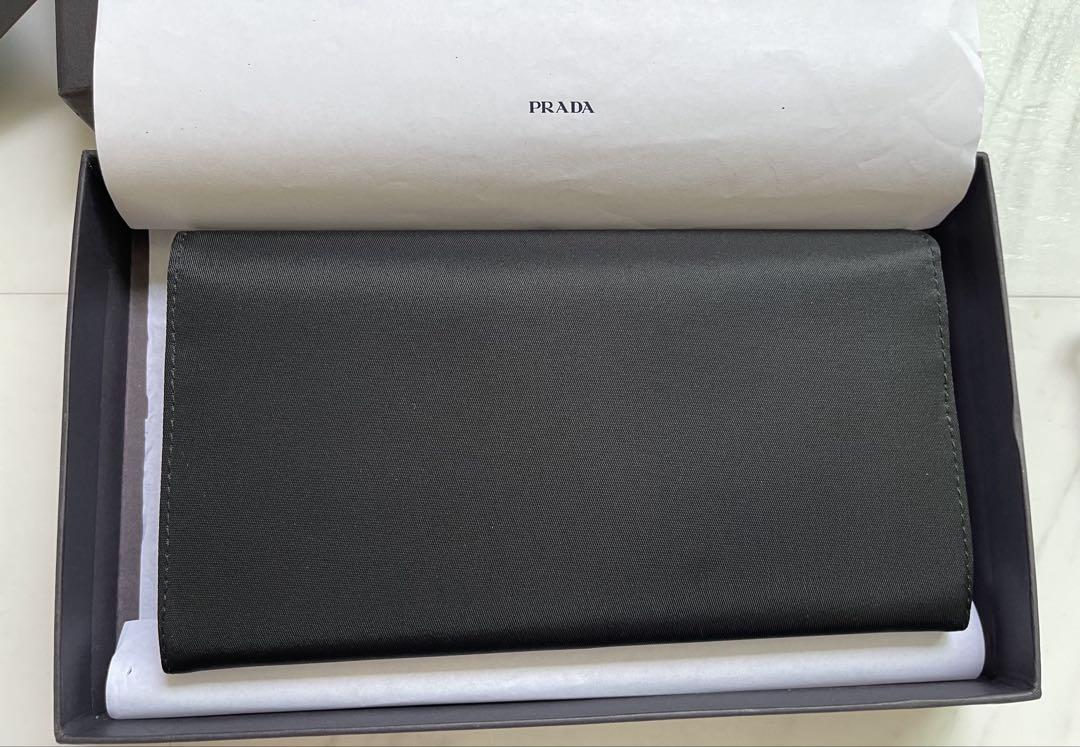 PRADA ブラック ナイロン 長財布