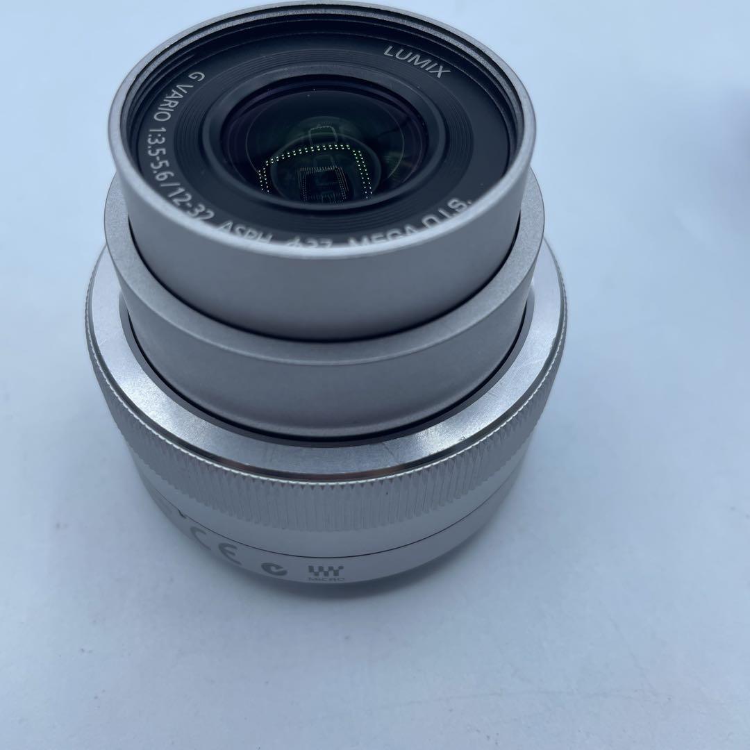 Panasonic DMC-GF7 ブラック　レンズ付き