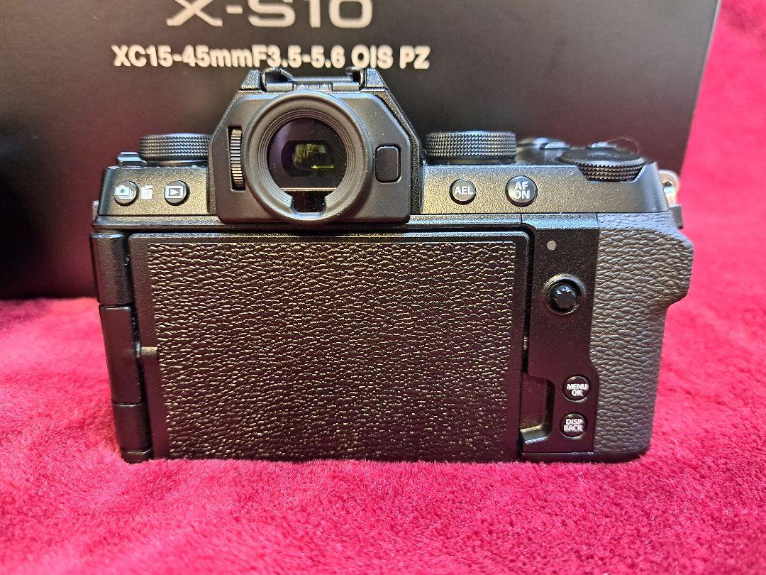 【美品】Fujifilm X-S10デジタルカメラ 保護レンズ付 ⚠注意事項あり 美品】Fujifilm X-S10デジタルカメラ 保護レンズ付 ⚠注意事項あり
