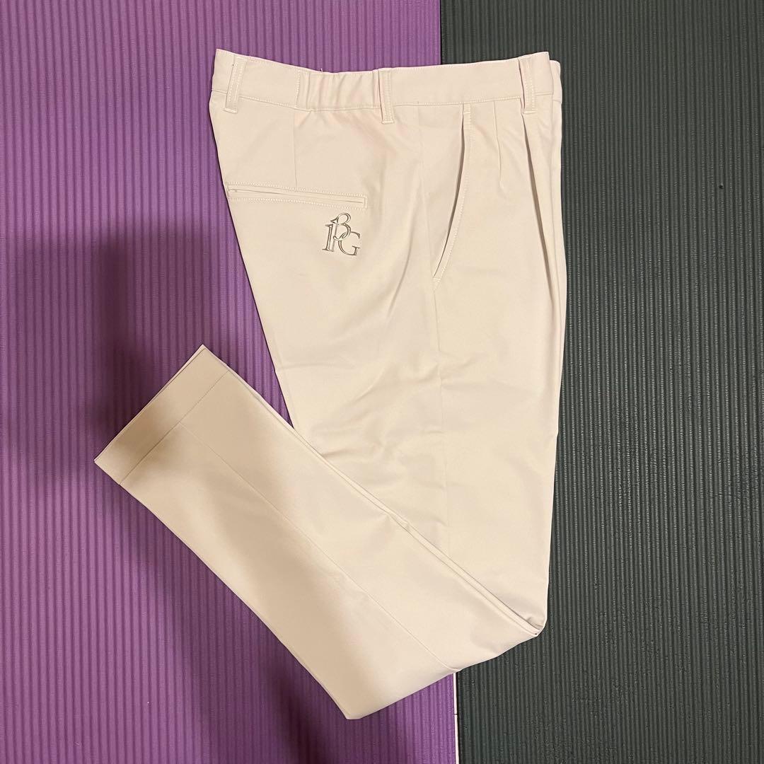 【新品】1PIU1UGUALE3 GOLF ゴルフウエア メンズ Ⅴサイズ 【新品】1PIU1UGUALE3 GOLF ゴルフウエア メンズ Ⅴサイズ