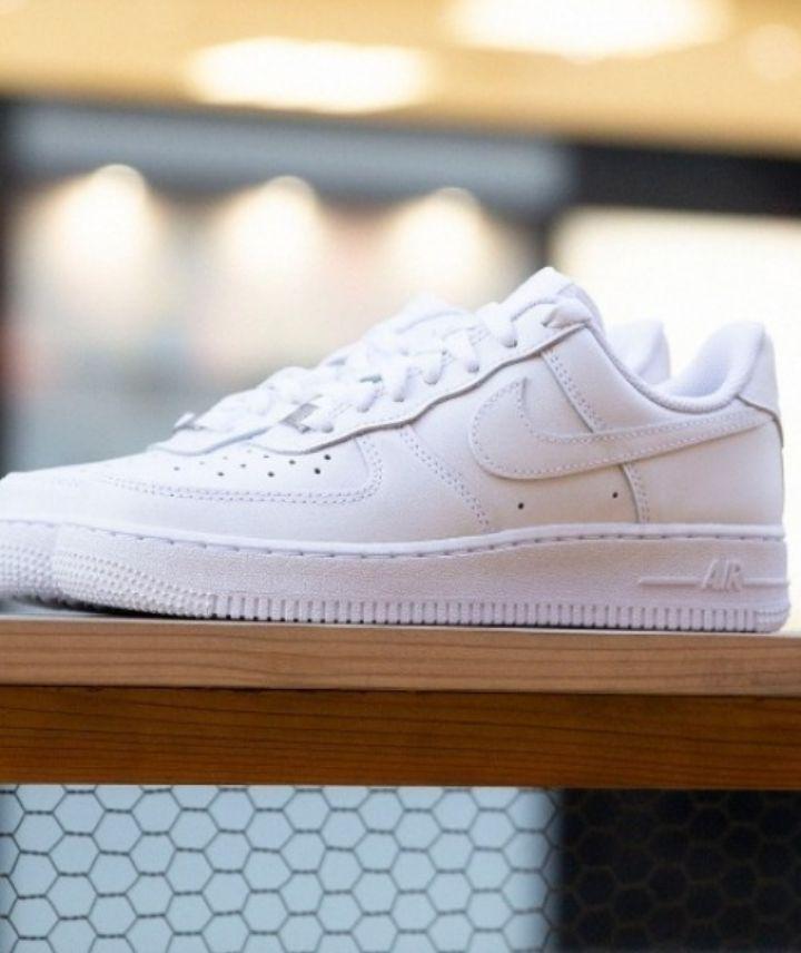 NIKE AIR FORCE 1 07 ナイキ エアフォースワン