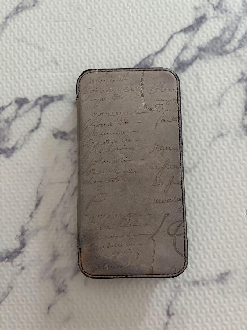 ベルルッティ　iPhone13Proケース