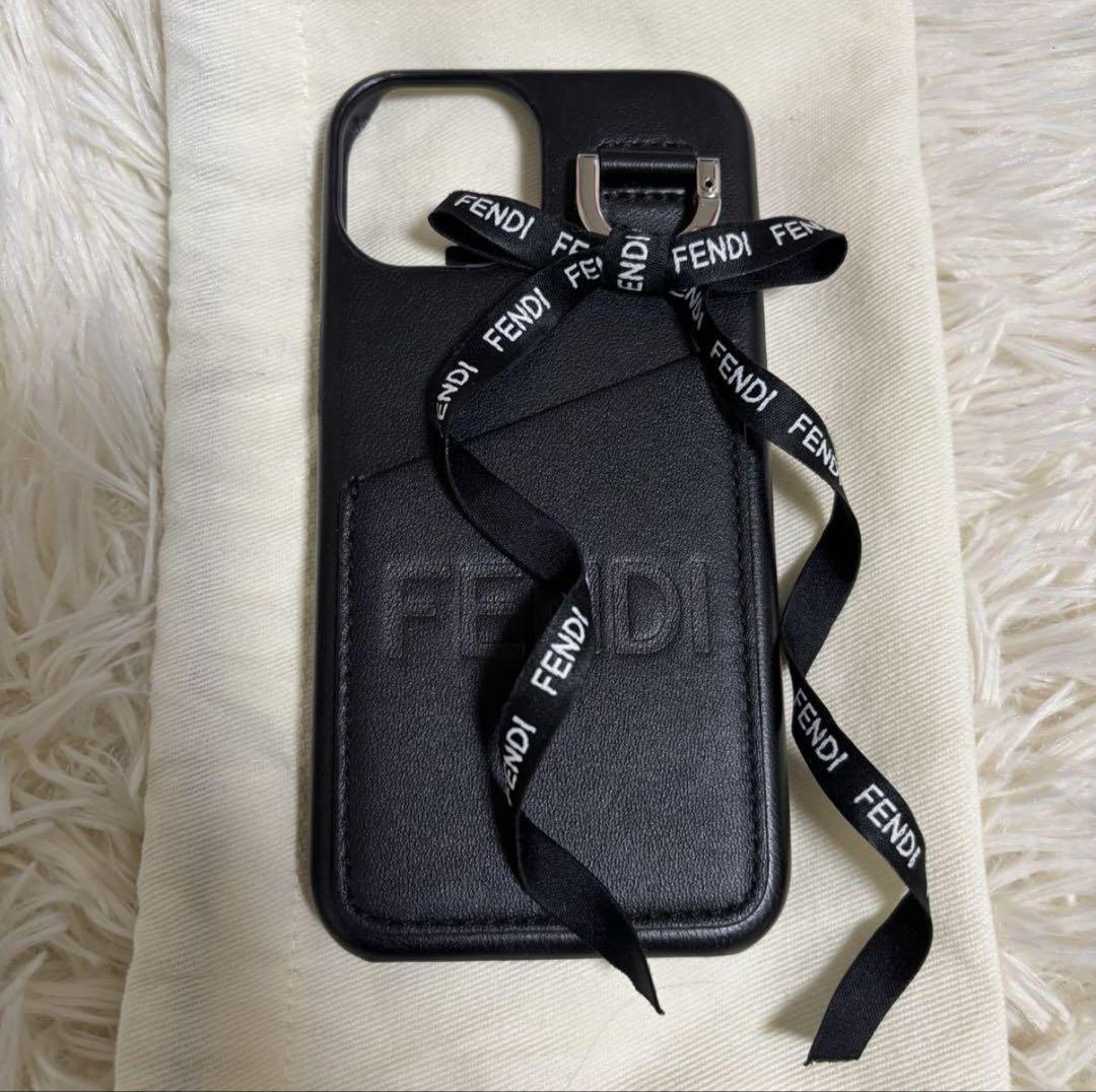 FENDI ブラックレザー iPhoneケース リボン付きFendi